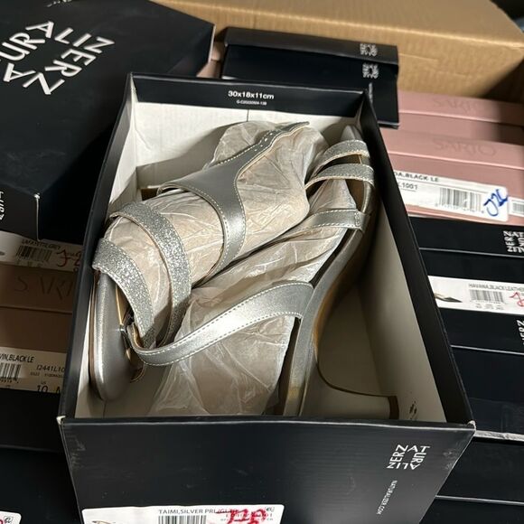 Naturalizer Taimi Heeled Sandal (WIDE) - Picture 2 of 13